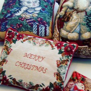 VTG set of 3 Christmas tapestry pillows cat, santa, poinsettia red green